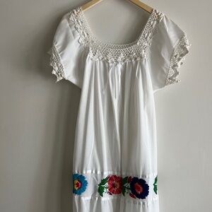 Gorgeous Vintage Mexican Embroidered Dress no size
